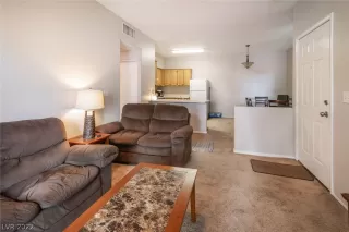 Photo #6: 2364241 Listing