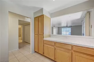 Photo #6: 2364303 Listing 