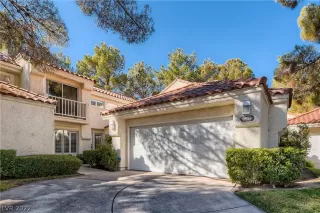 Photo #1: 2364305 Listing