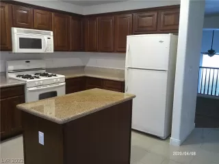 Photo #6: 2364320 Listing 