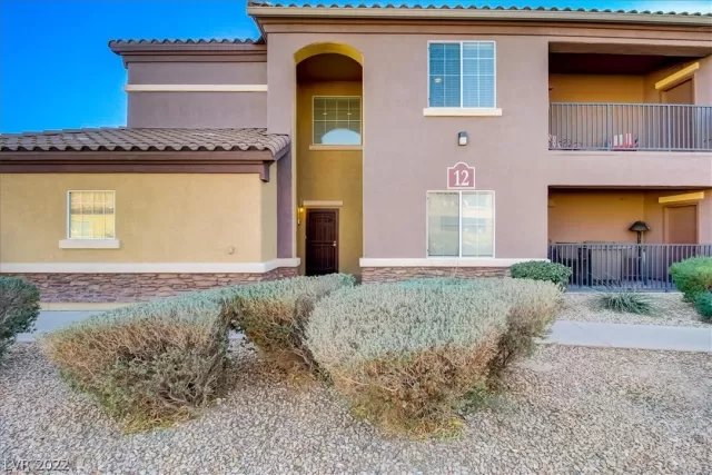 MLS: 2364340 Condo For Sale