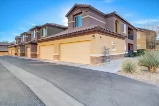 Photo #1: 2364340 Listing