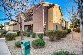 Photo #2: 2364340 Listing