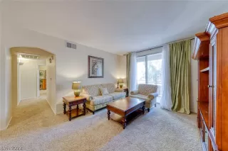 Photo #1: 2364357 Listing