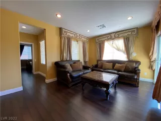 Photo #3: 2364375 Listing 