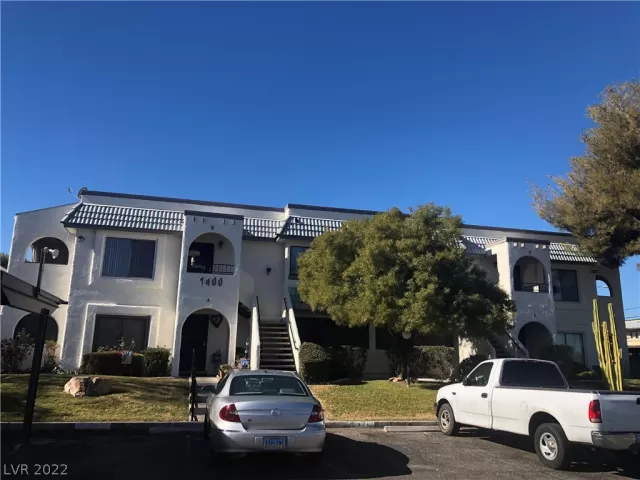 MLS: 2364412 Condo For Sale