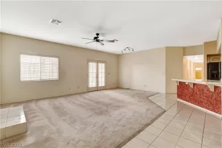 Photo #1: 2364466 Listing