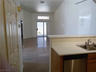 Photo #6: 2364469 Listing 