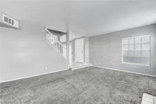 Photo #3: 2364470 Listing 