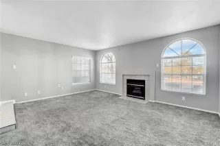 Photo #4: 2364470 Listing 