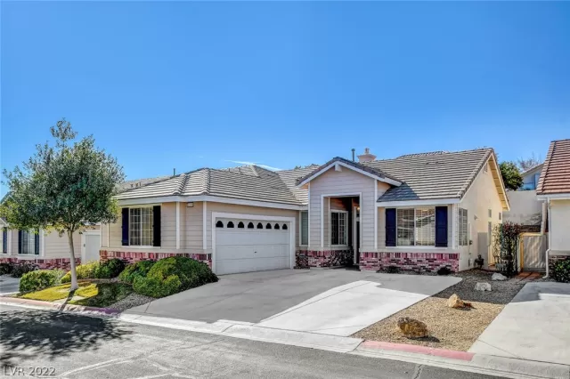 MLS: 2364480 Condo For Sale