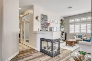 Photo #1: 2364480 Listing 