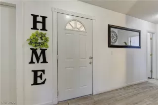 Photo #3: 2364489 Listing 