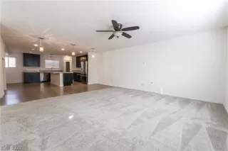 Photo #5: 2364541 Listing 