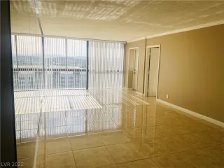 Photo #1: 2364552 Listing 