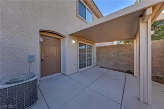 Photo #1: 2364557 Listing 