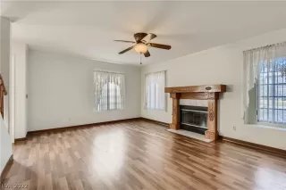 Photo #2: 2364575 Listing 