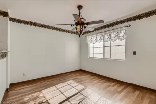 Photo #3: 2364575 Listing 