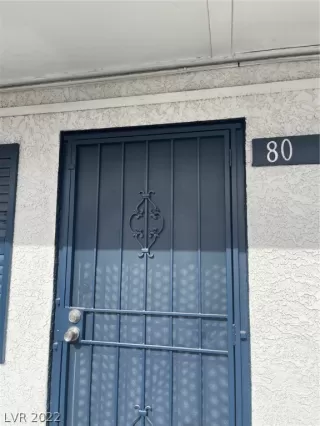 Photo #1: 2364597 Listing