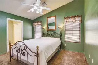 Photo #5: 2364652 Listing
