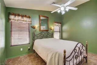 Photo #6: 2364652 Listing