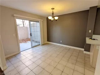 Photo #4: 2364676 Listing 