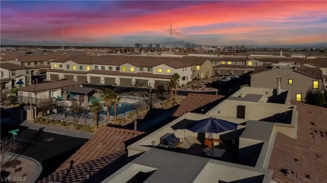 MLS: 2364679 Condo For Sale