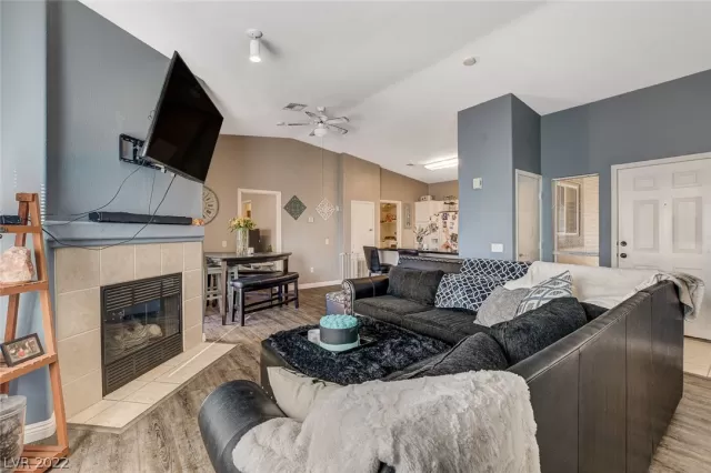 MLS: 2364696 Condo For Sale