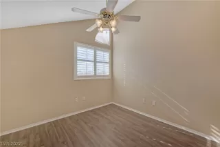 Photo #2: 2364723 Listing