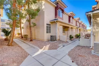 Photo #1: 2364733 Listing 