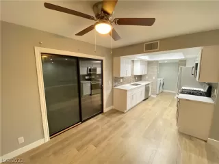 Photo #4: 2364735 Listing 