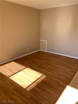 Photo #2: 2364765 Listing 