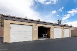 Photo #4: 2364768 Listing