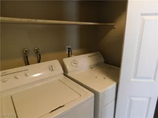 Photo #6: 2364776 Listing 