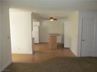 Photo #5: 2364777 Listing 