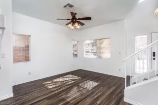 Photo #5: 2364807 Listing 