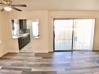 Photo #3: 2364841 Listing 