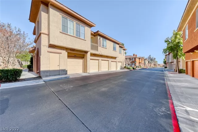 MLS: 2364873 Condo For Sale