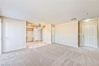 Photo #3: 2364879 Listing 