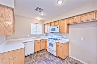 Photo #4: 2364879 Listing 