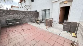 Photo #2: 2364913 Listing