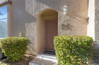 Photo #2: 2364927 Listing 