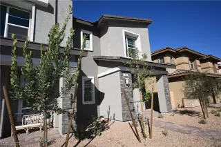 Photo #3: 2364929 Listing 