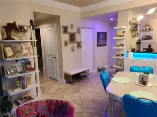 Photo #4: 2364930 Listing