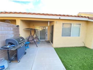 Photo #3: 2364954 Listing