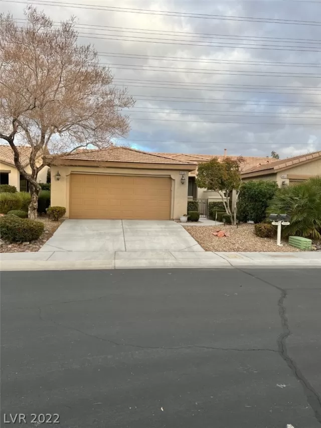 MLS: 2364963 Condo For Sale