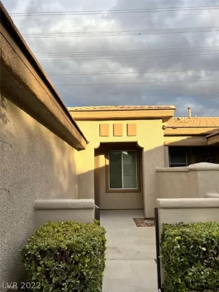 Photo #1: 2364963 Listing 