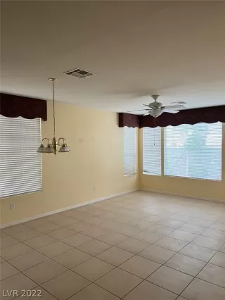 Photo #3: 2364963 Listing 