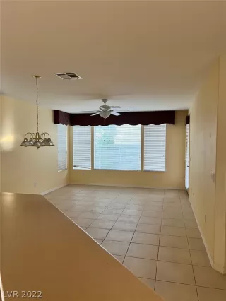Photo #4: 2364963 Listing 
