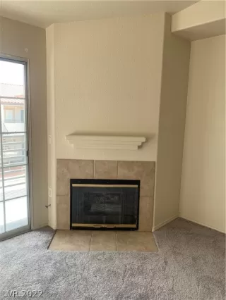 Photo #2: 2364973 Listing